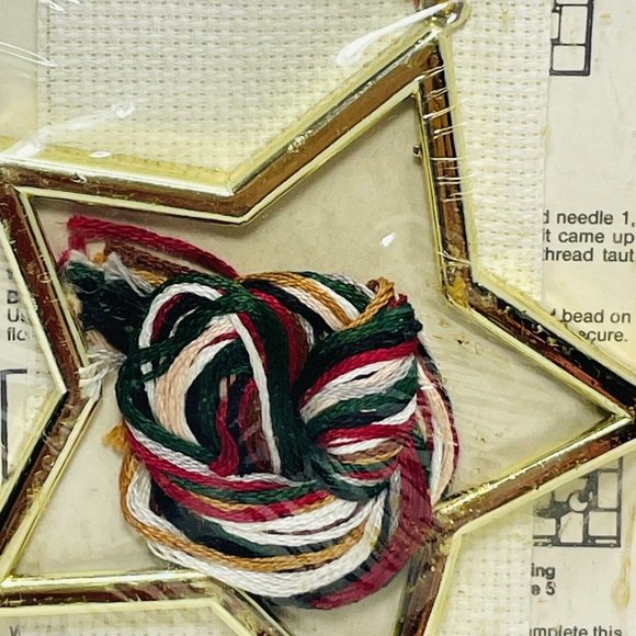 1 Small Christmas Ornaments With Frame New Berlin Cross Stitch Kits Vintage - Picture 8 of 10